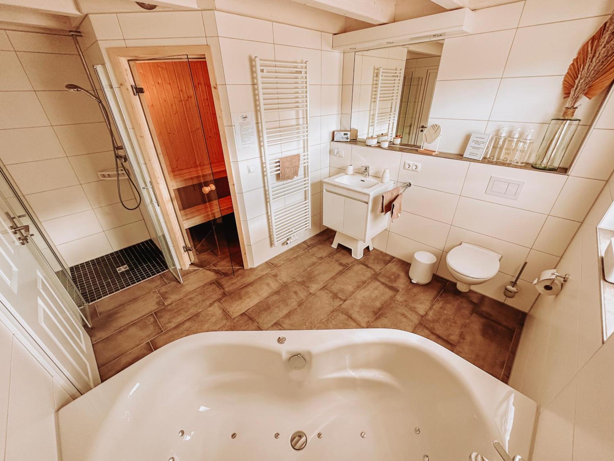 Malerisch Am See Mit Kamin, Sauna & Whirlpool Nordhorn Exterior photo